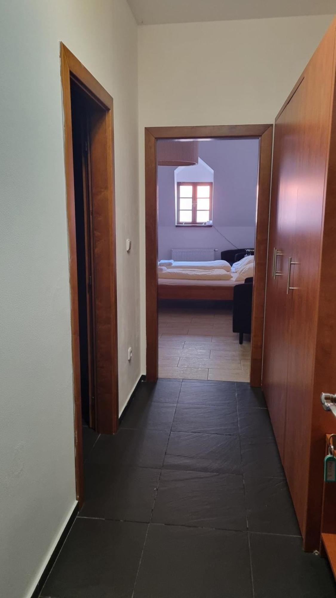 Nevinne Apartmany Kolín Zewnętrze zdjęcie